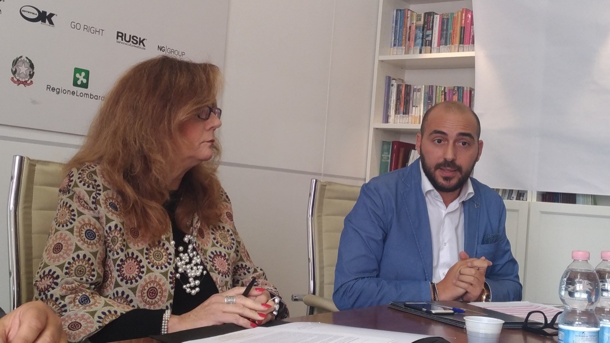 L'assessore Roberta Morelli con l'ad di OkSchool Nicola Orto, www.bsnews.it