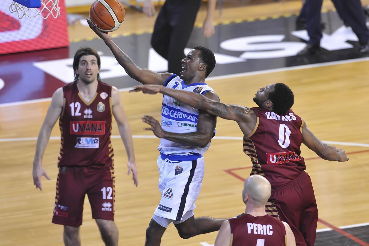 Germani Basket domani a Trento per sperare ancora nei playoff