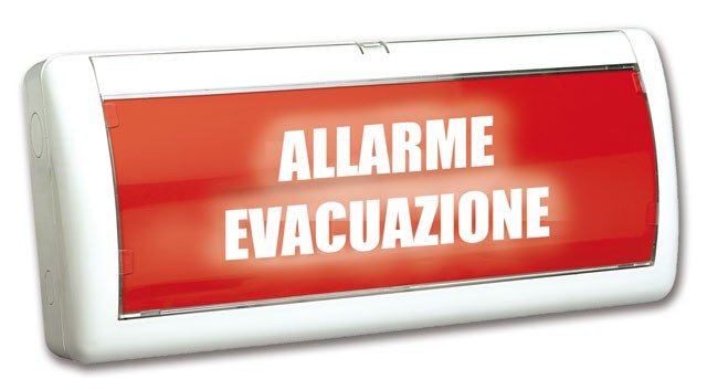 Palazzolo, incendio nella comunità Shalom: centinaia le persone evacuate