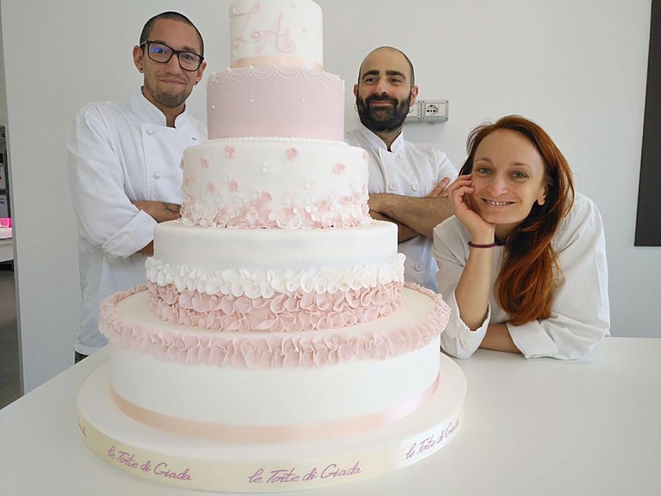 Televisori accesi martedì: le torte di Giada arrivano su Rai1