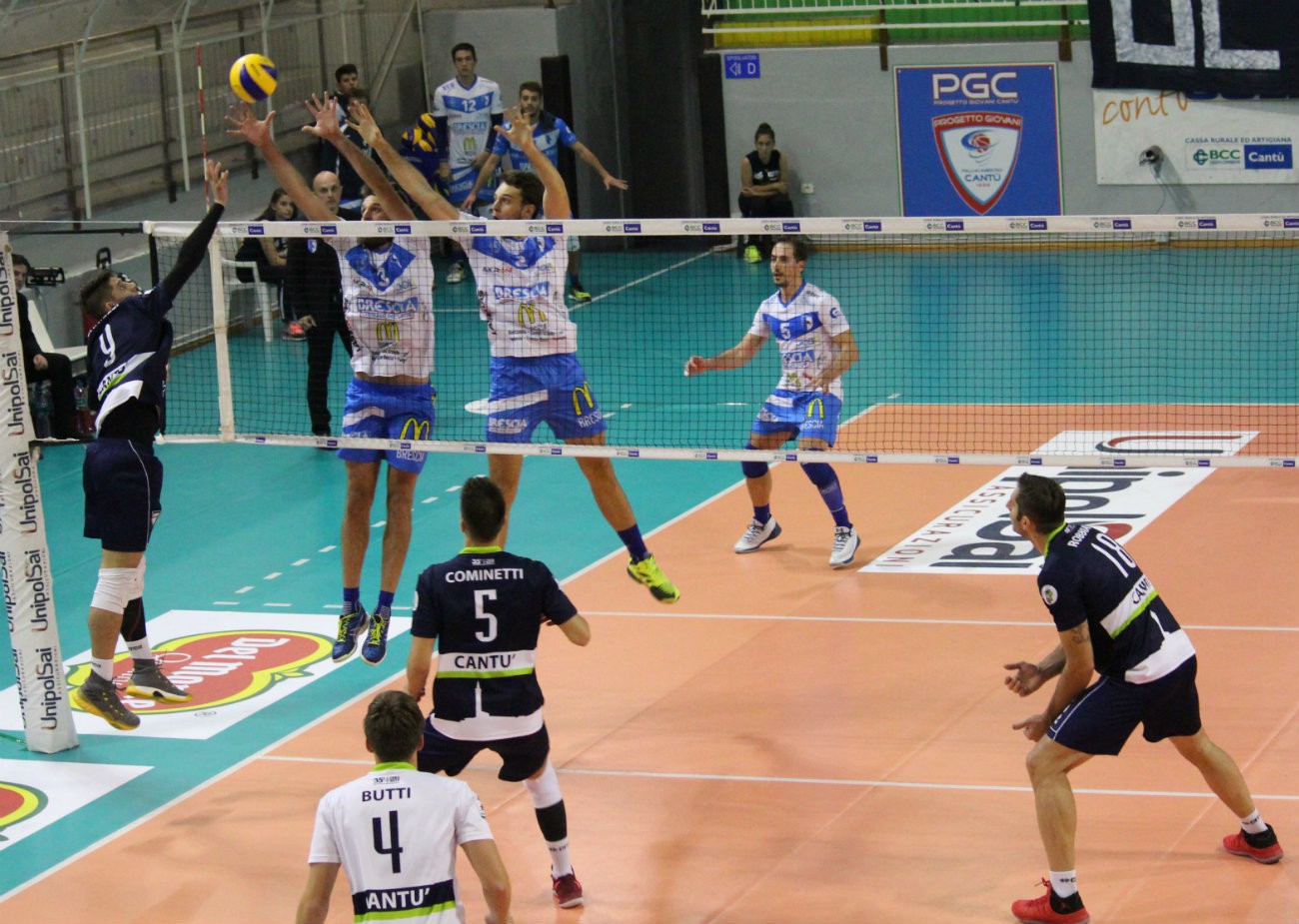 Pallavolo maschile, a Cantù la Centrale parte in sordina, ma chiude col botto