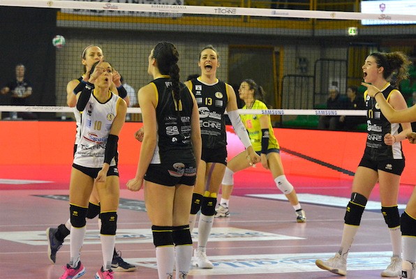 Pallavolo, Savallese torna subito alla vittoria: 3-1 rifilato a Collegno