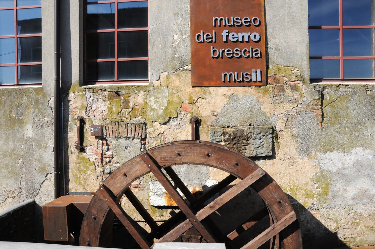 Al Museo del ferro un viaggio con la grappa