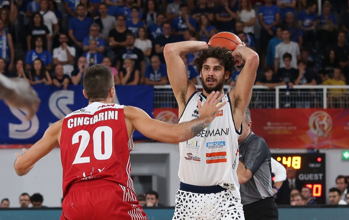 Basket, Germani Brescia ko: in finale di Supercoppa ci va Milano