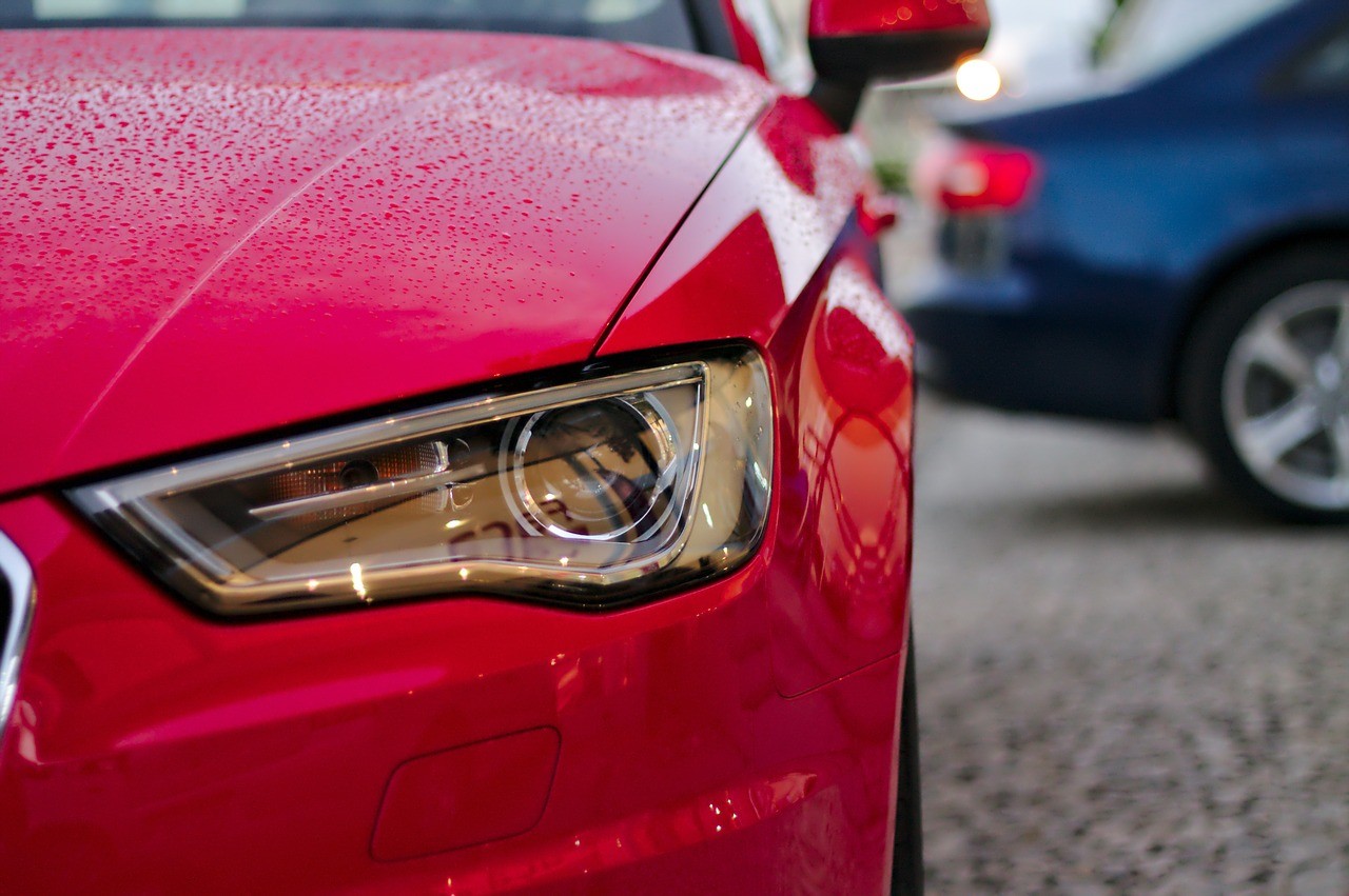 Assicurazione auto, con l’estate prezzi in calo nel Bresciano