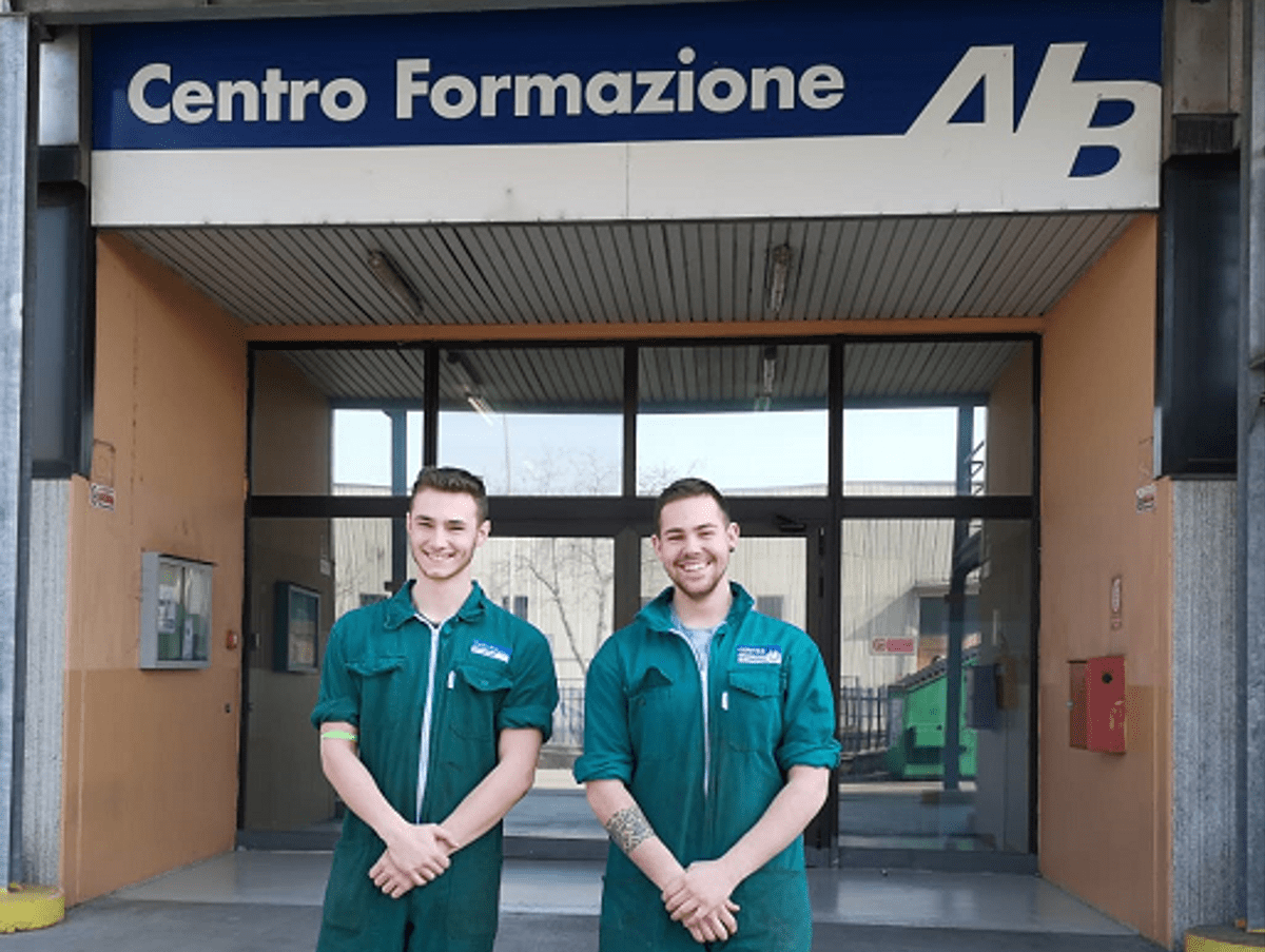 Cfp Aib scalda i motori: due allievi in pista a Valencia con il team Caffi