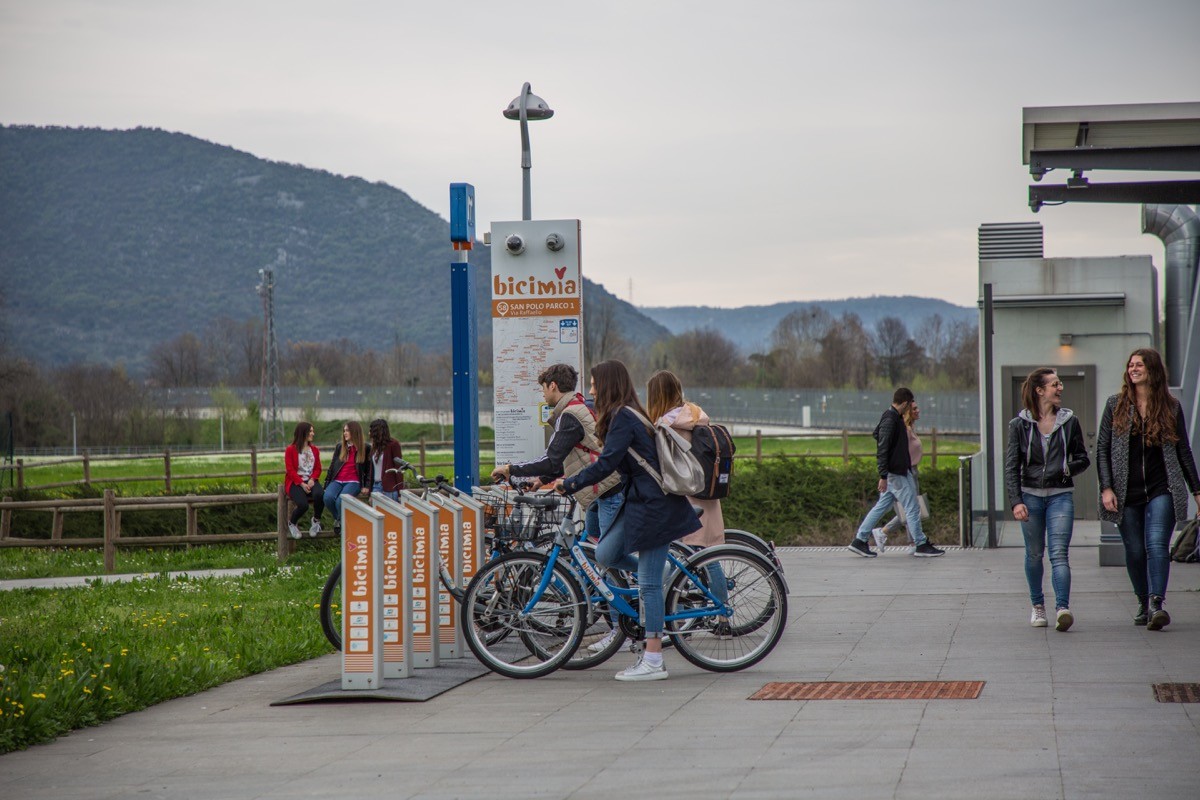 🟢Brescia, domenica ecologica: stop alle auto in centro fino alle 18