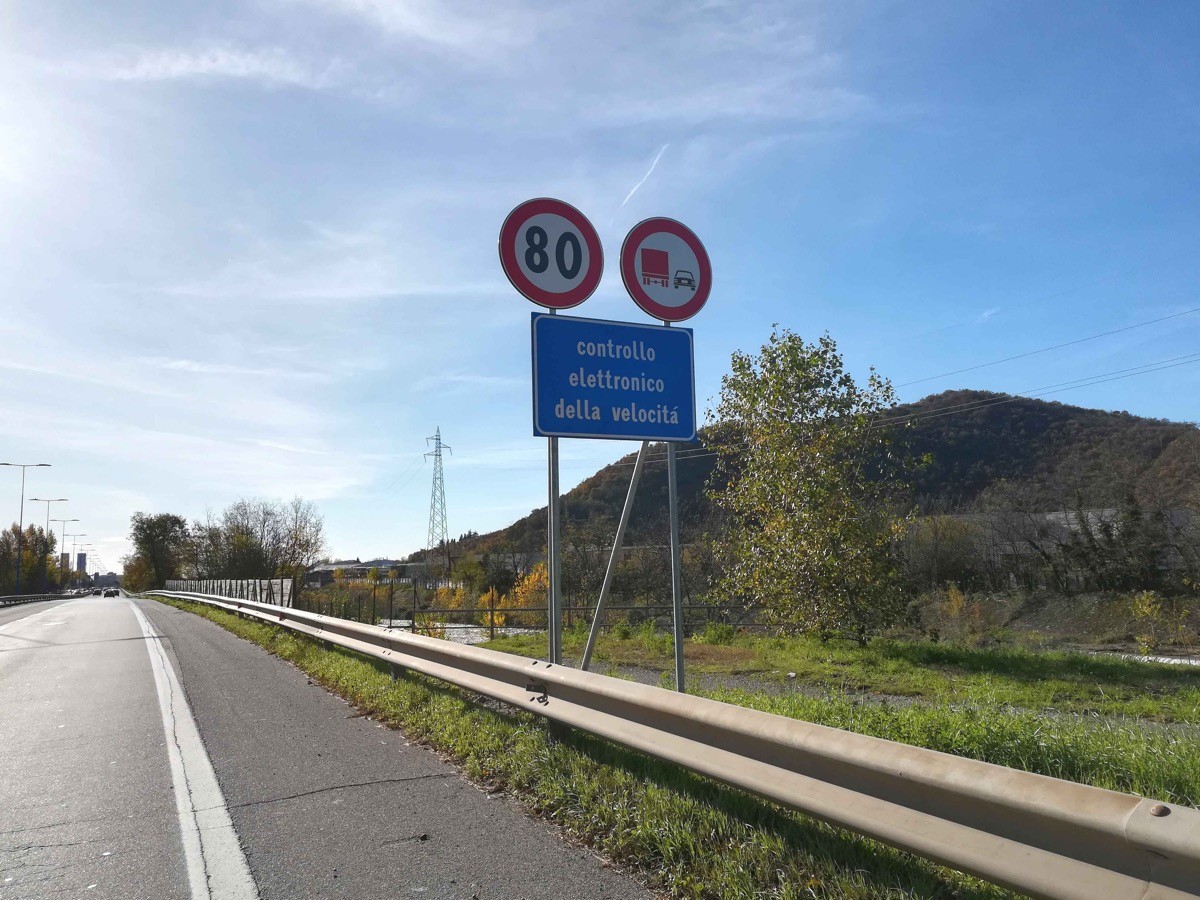 🔴 Provincia di Brescia: nel 2022 oltre 1.200 multe al giorno sulle strade