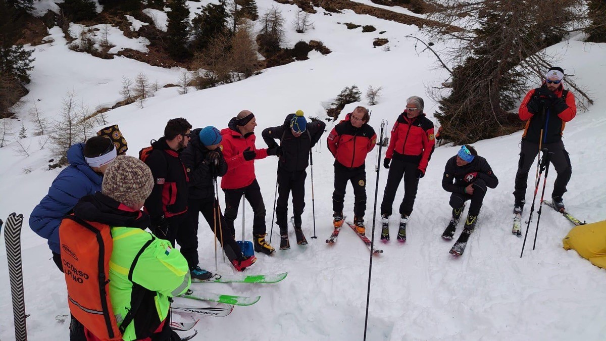 ▼ Valanga sul monte Maniva, una persona coinvolta