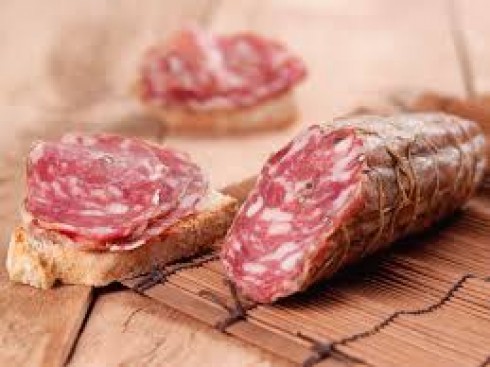 Salame richiamato dal mercato: potrebbe contenere salmonella – ECCO MARCA E LOTTO