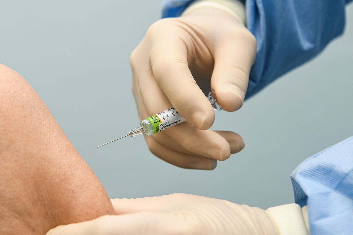 Covid, campagna di vaccinazione in Italia inizierà con 1,8 mln di dosi