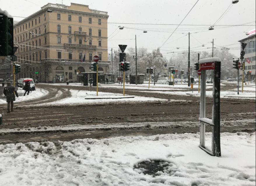 Maltempo, neve nel Nord Italia