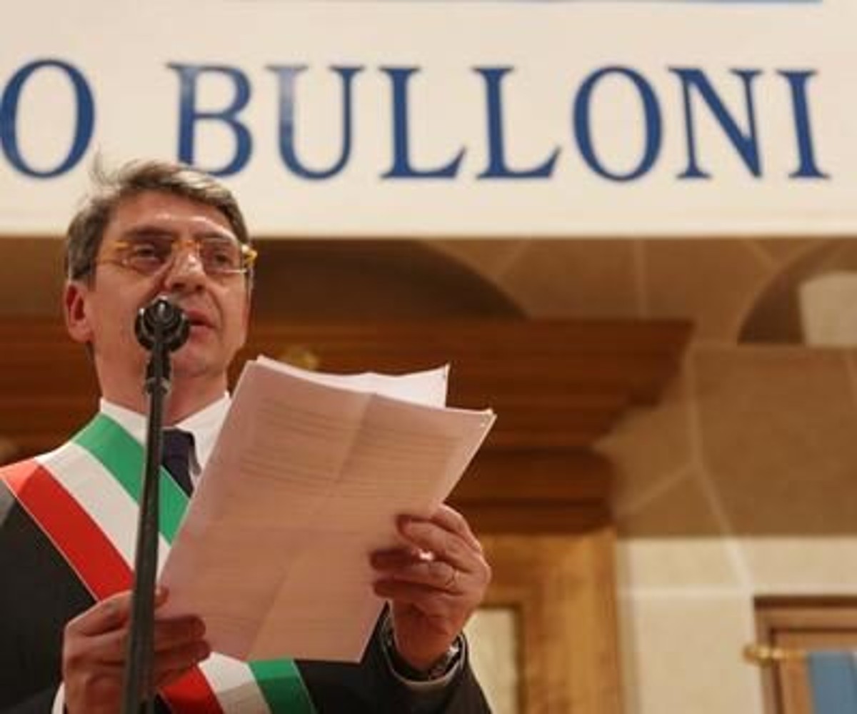 🔴 Premio Bulloni 2020, una Medaglia d’oro ad Ambra Angiolini