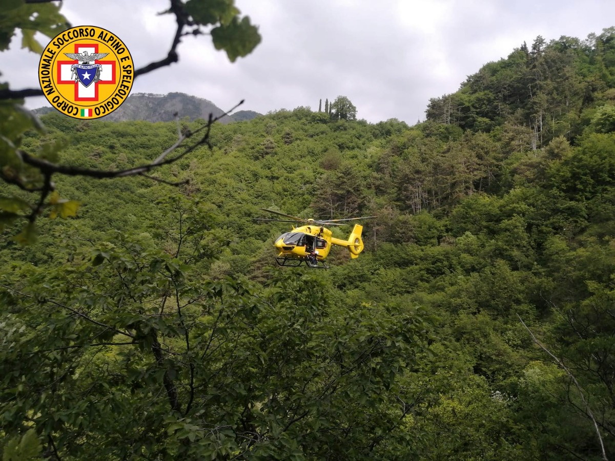 Finisce nel precipizio mentre va in Valcamonica: muore personaggio noto del basket italiano