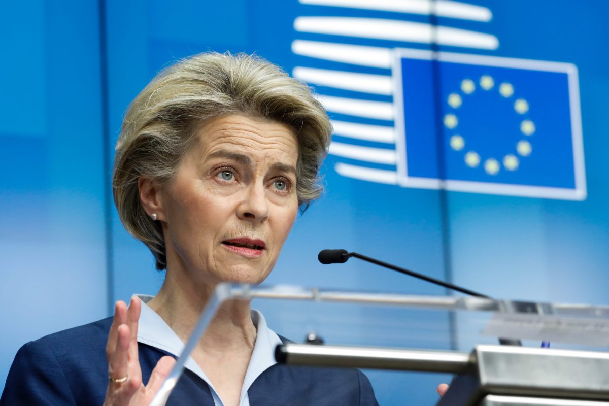 Polonia, Von der Leyen “Non tollereremo rischi per valori comuni Ue”