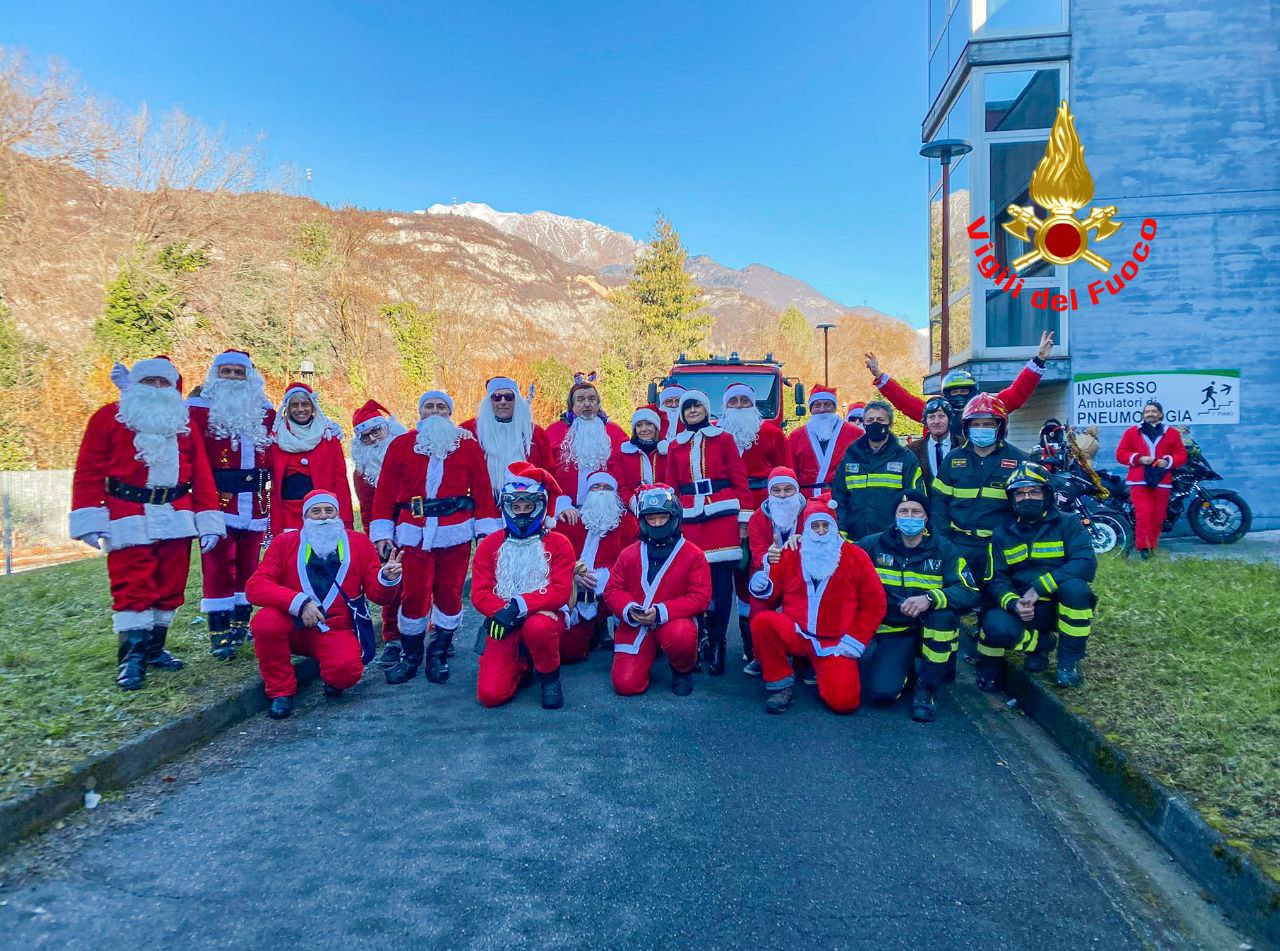 Babbo Natale solidale: doni ai bimbi dell’ospedale di Esine