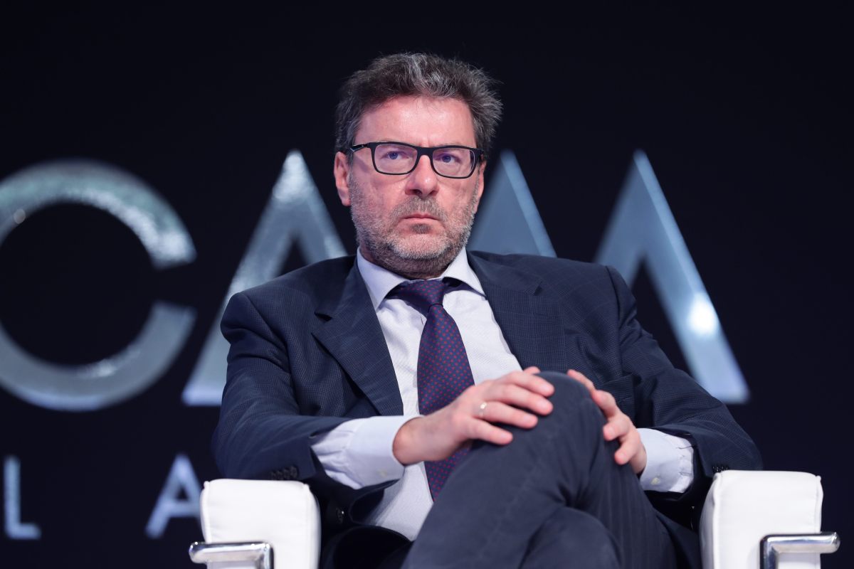 Giorgetti “In Cdm un Fondo Auto per incentivi e filiera”