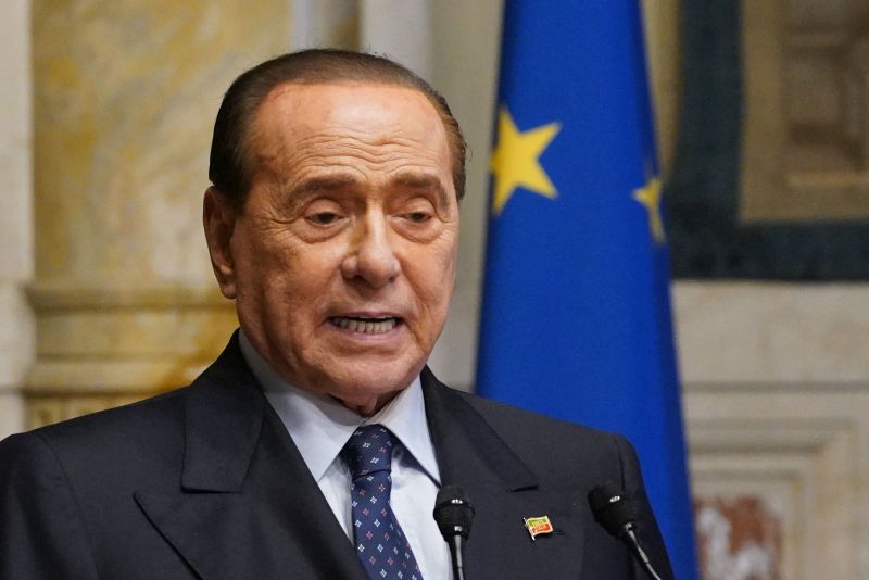 Governo, Berlusconi “Forza Italia lo sosterrà con lealtà”