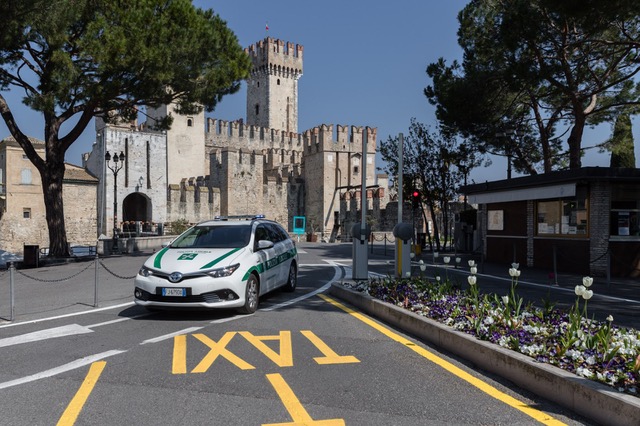 🔴 Sirmione, nel 2021 quasi dieci multe al giorno per i parcometri