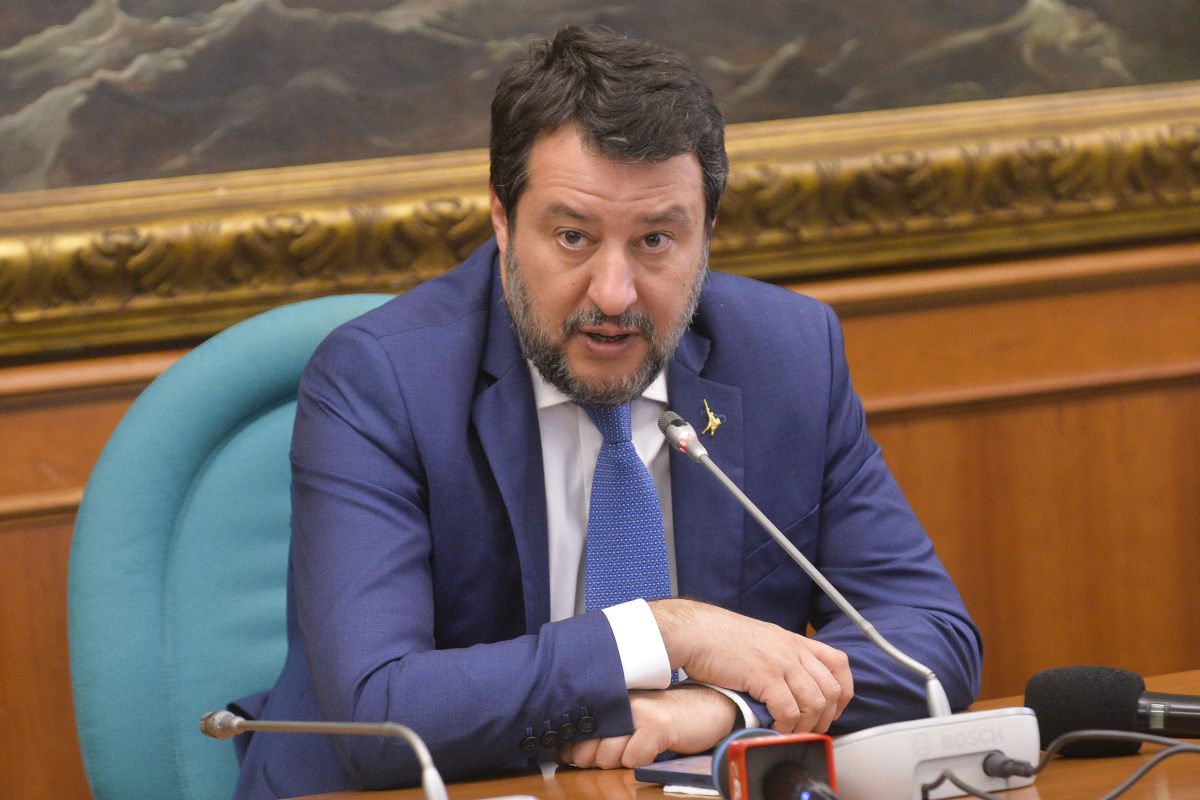 Fisco, Salvini: “Ipotizzare di aumentare le tasse è impensabile”