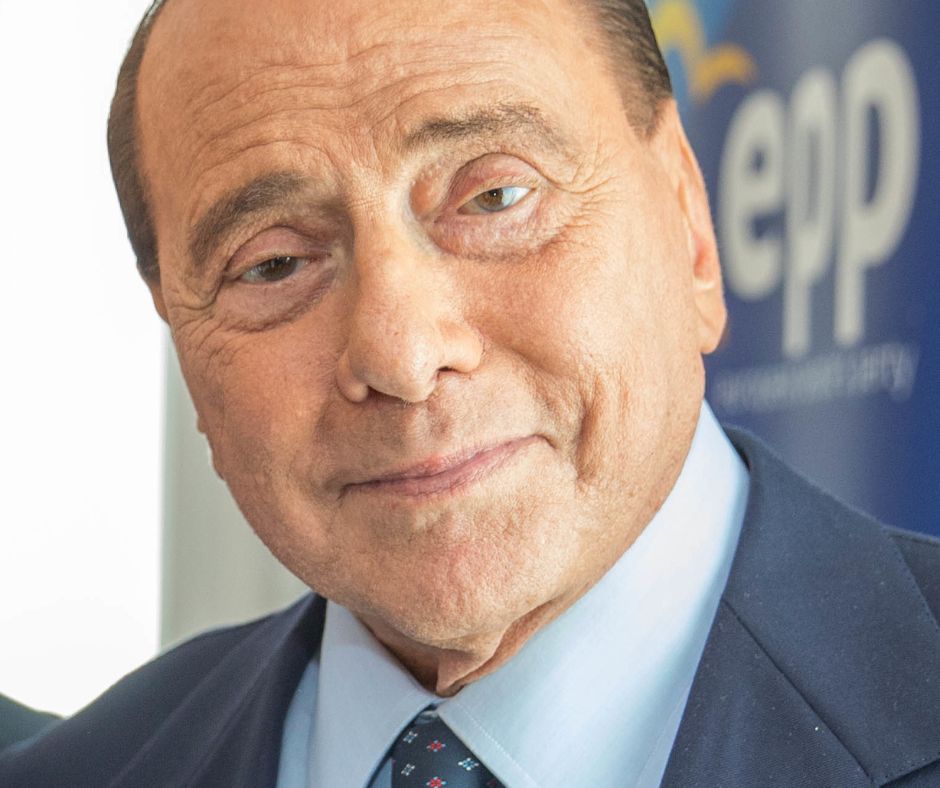 Niente minuto di silenzio per Berlusconi in Loggia, Forza Italia: triste e fazioso