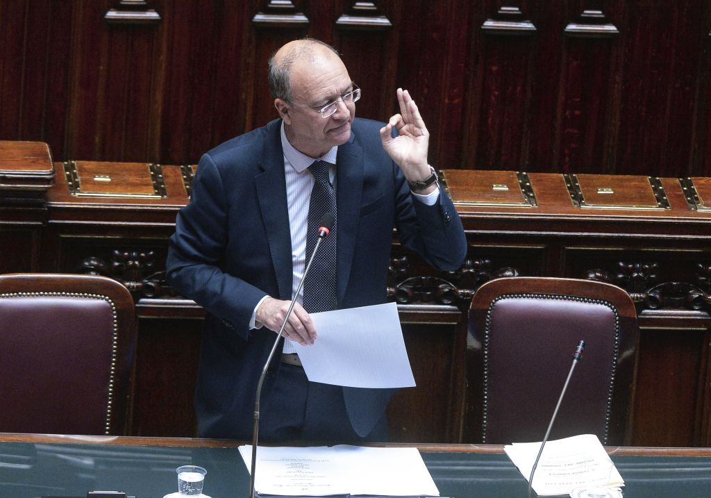 Valditara “Allarme denatalità impegna tutti a trovare soluzioni”