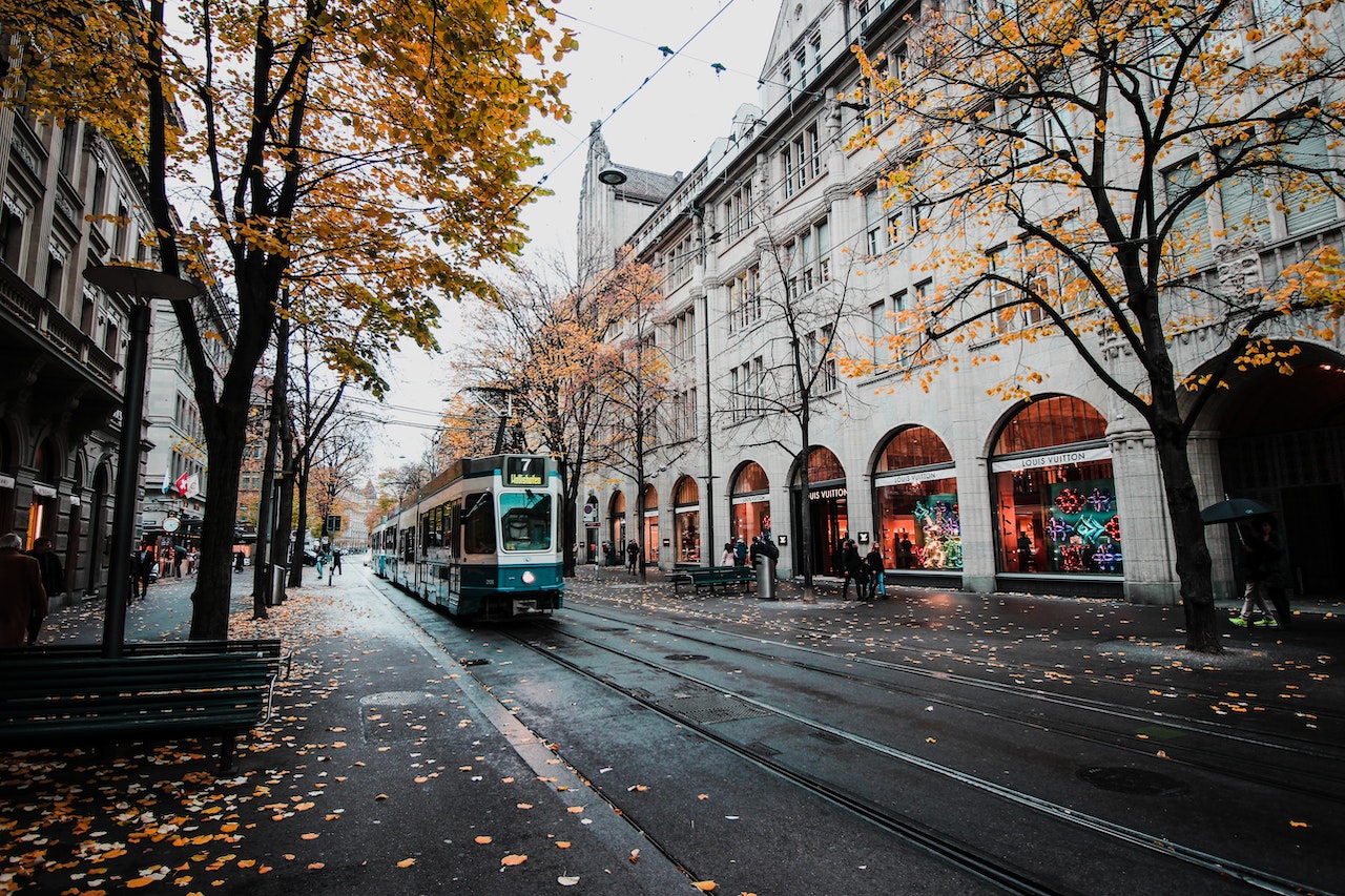 Alle porte dell’autunno, quando arriverà il freddo? Come difendersi anche a casa?