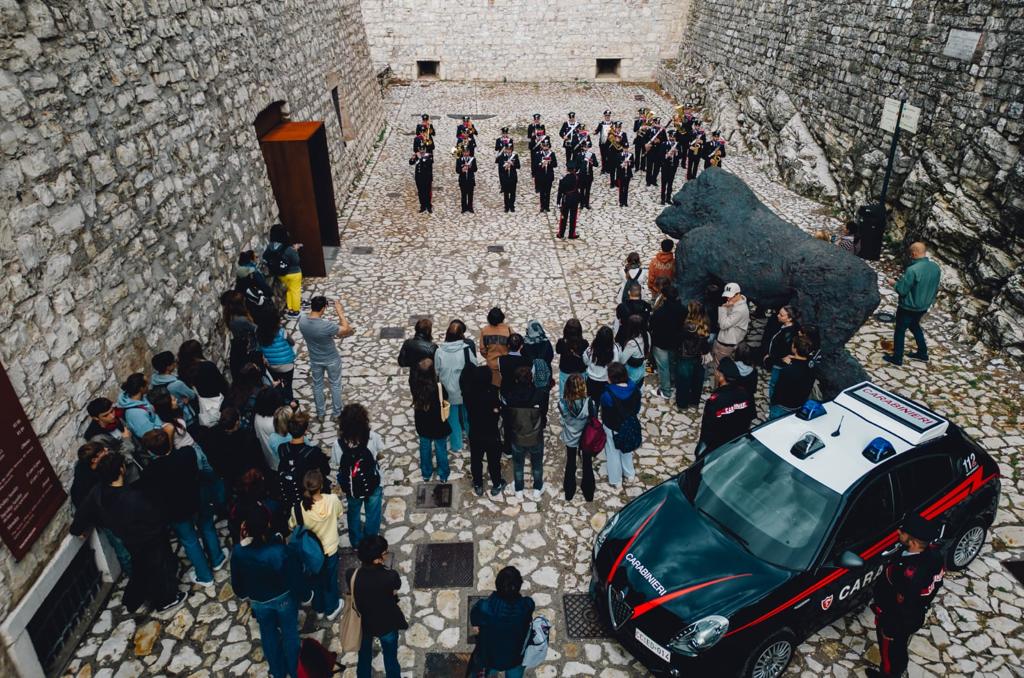 Brescia capitale, i Carabinieri incontrano gli studenti in Castello