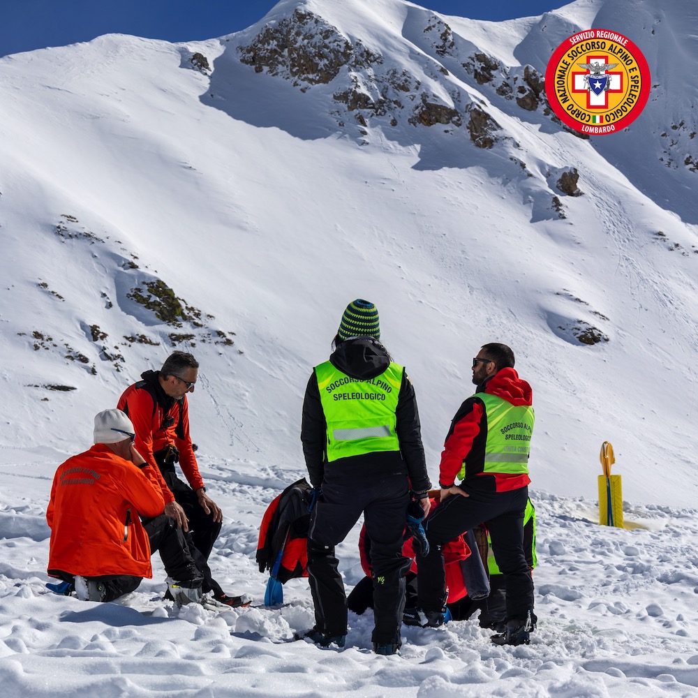 ▼ Montagna, al Tonale la palestra agli aspiranti soccorritori alpini