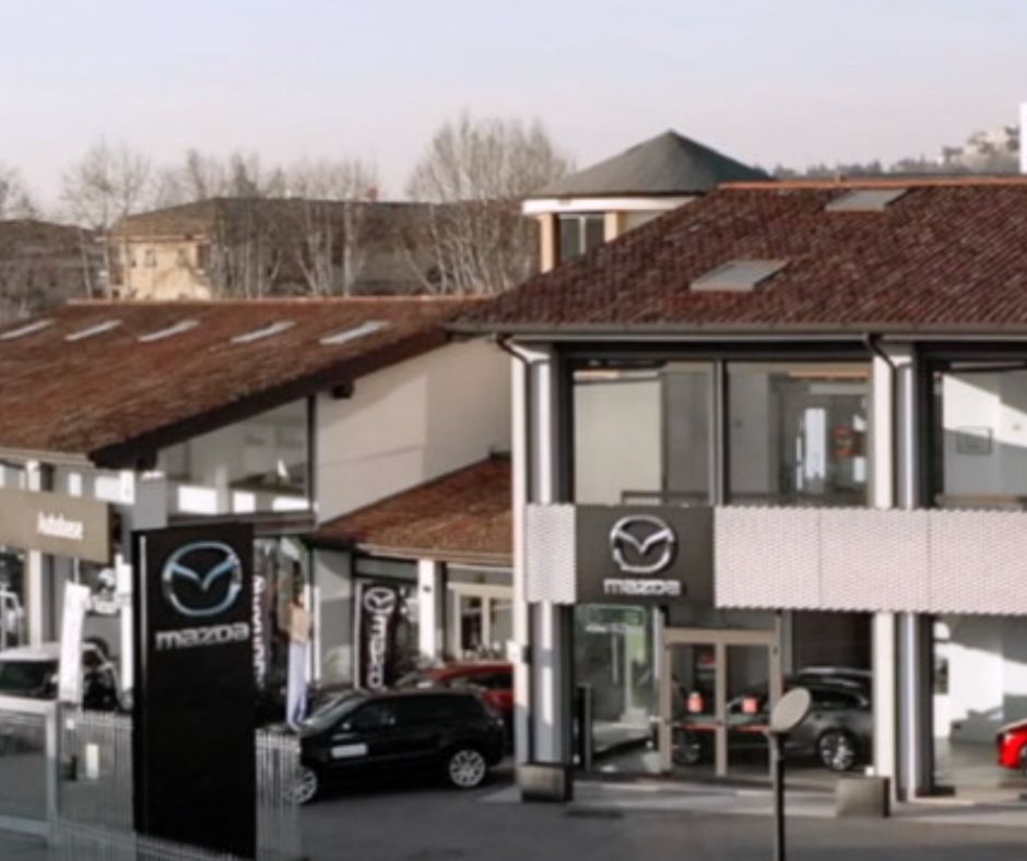 ▼ Shopping nel settore auto, Intergea compra il 25% di Autobase Brescia