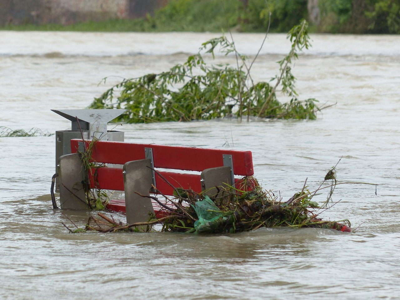 Alluvione tragica a Valencia, paura anche per otto studenti bresciani