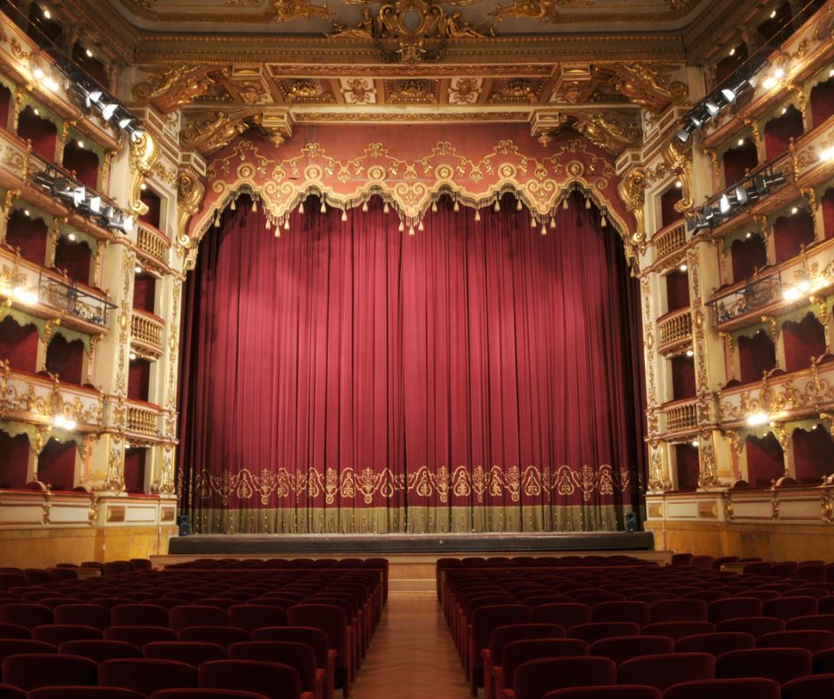 Teatro Grande, “l’arlecchino armato” è stato restaurato